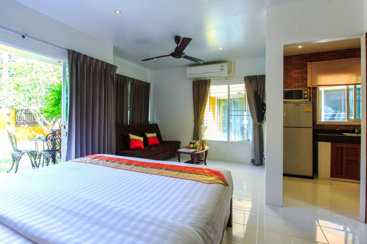 Lemon Tree Naturist Resort Naiharn Beach Phuket Exterior photo