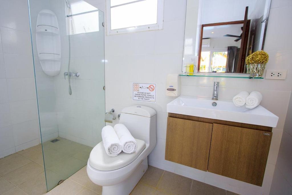 Lemon Tree Naturist Resort Naiharn Beach Phuket Exterior photo
