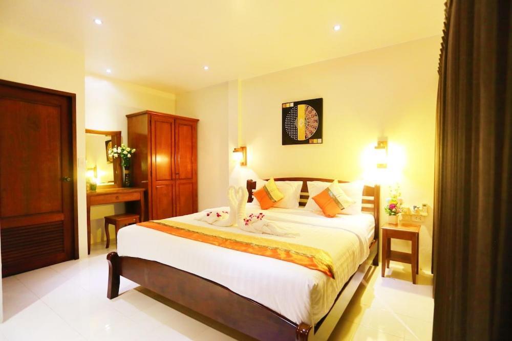 Lemon Tree Naturist Resort Naiharn Beach Phuket Exterior photo