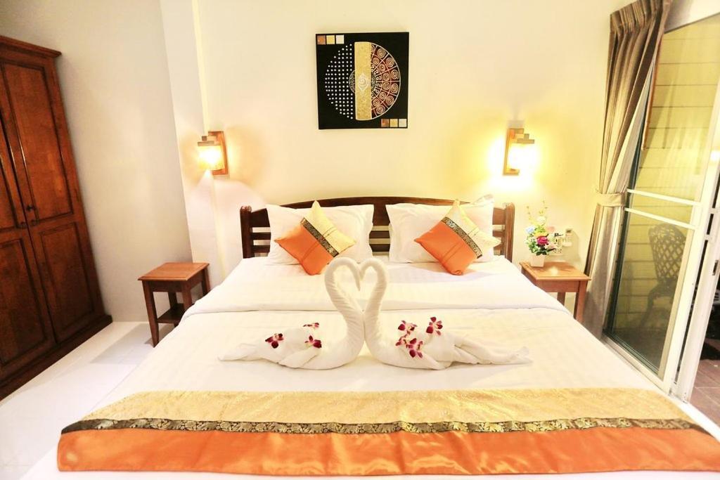 Lemon Tree Naturist Resort Naiharn Beach Phuket Exterior photo