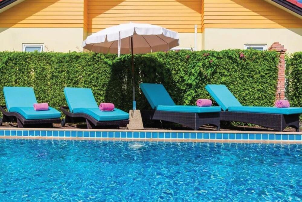 Lemon Tree Naturist Resort Naiharn Beach Phuket Exterior photo