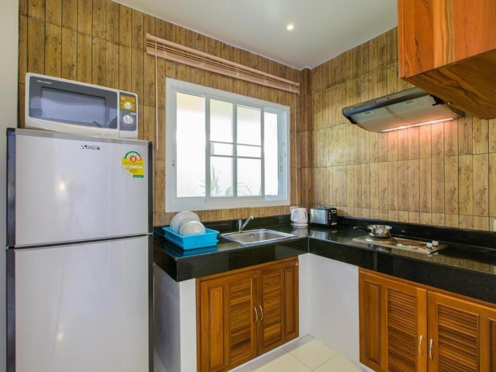 Lemon Tree Naturist Resort Naiharn Beach Phuket Exterior photo