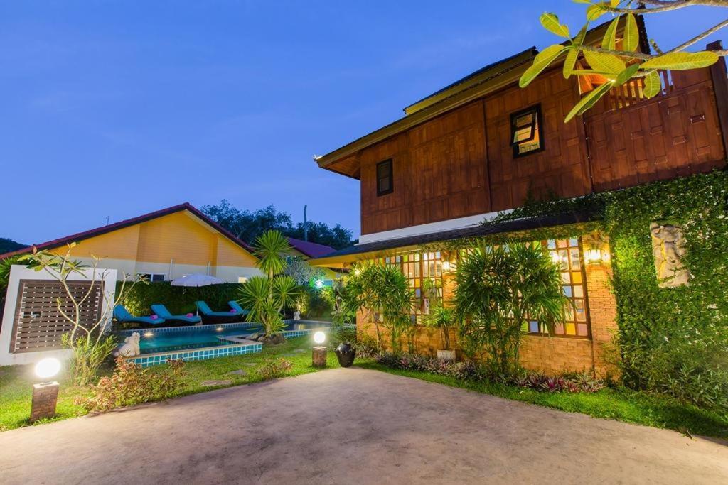 Lemon Tree Naturist Resort Naiharn Beach Phuket Exterior photo