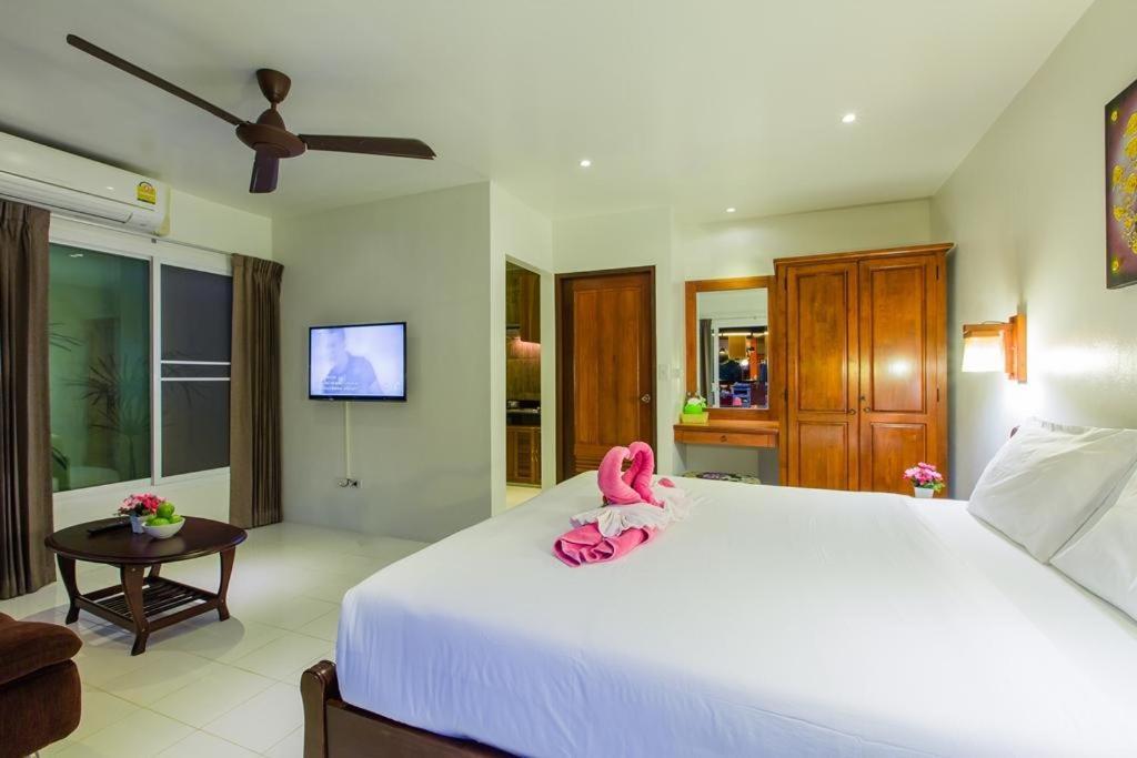 Lemon Tree Naturist Resort Naiharn Beach Phuket Exterior photo